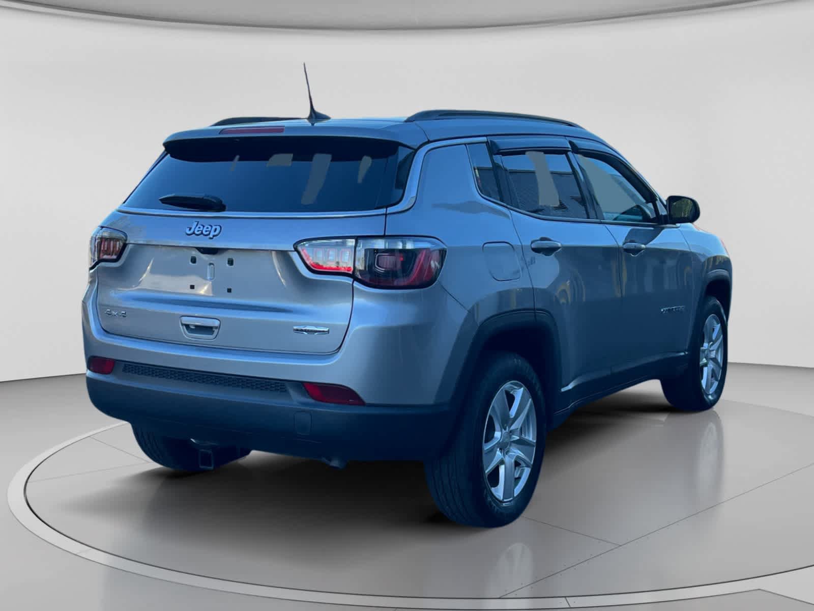Used 2022 Jeep Compass Latitude w/ Convenience Group AWD/4WD image 7