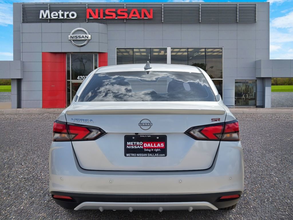 New 2025 Nissan Versa SR w/ Trunk Package image 5