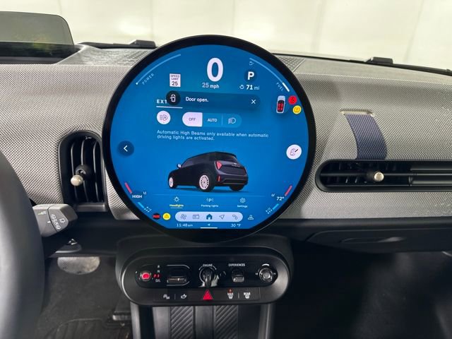 Used 2025 MINI Cooper 2-Door Hardtop image 19