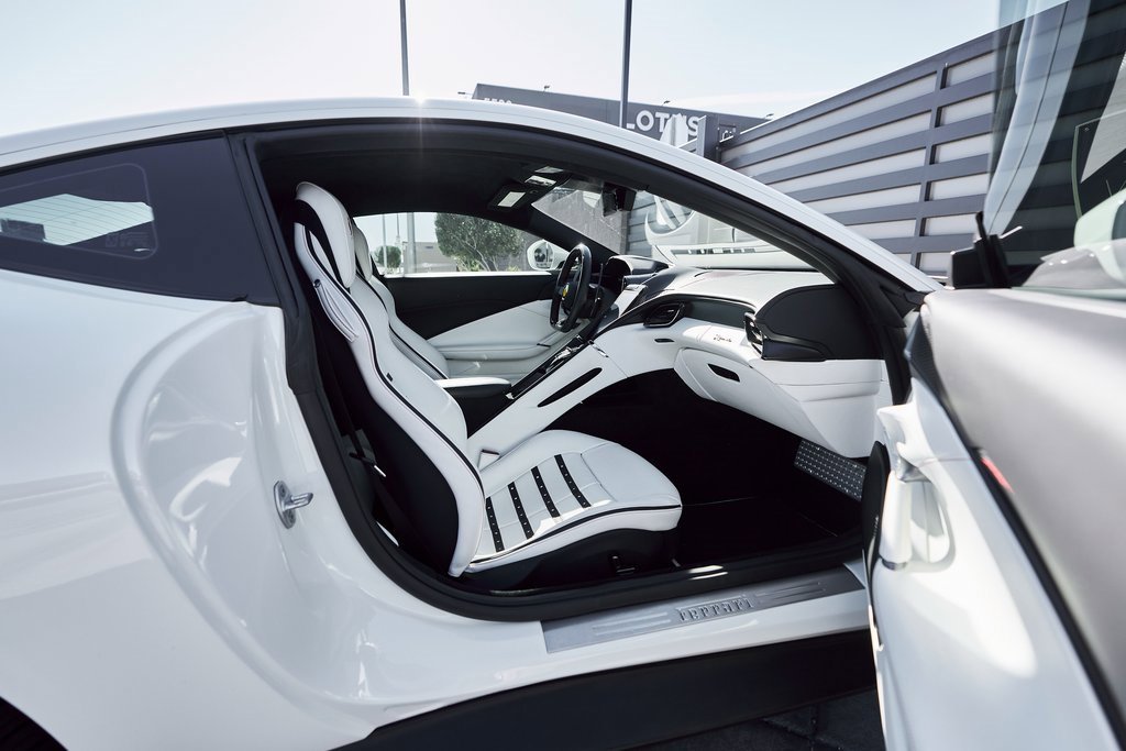 Used 2022 Ferrari Roma image 29