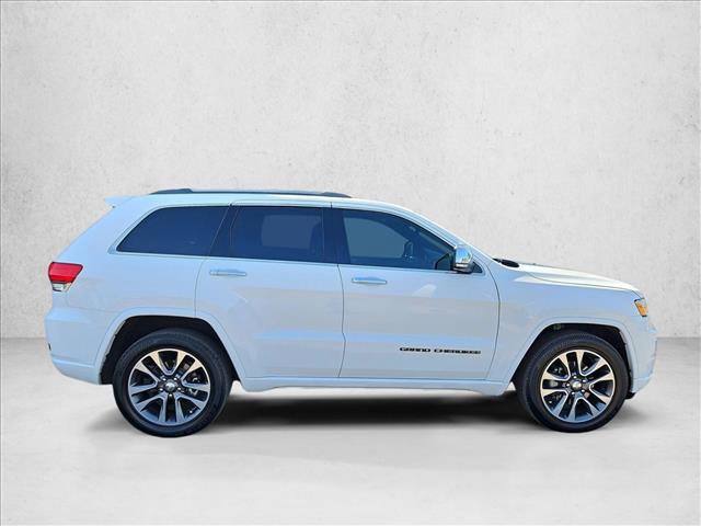 Used 2018 Jeep Grand Cherokee Overland RWD image 4