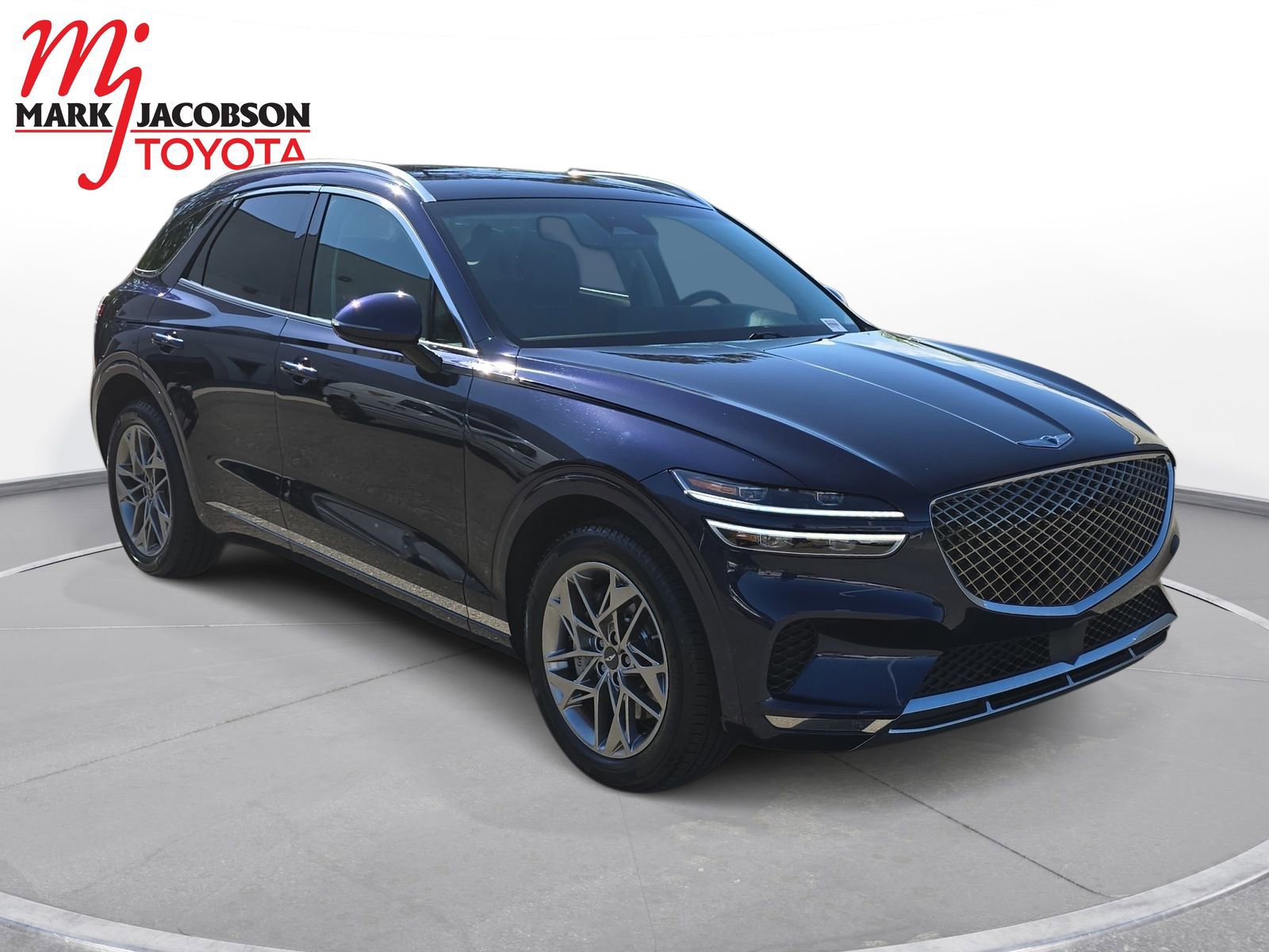 Used 2025 Genesis GV70 2.5T AWD/4WD image 3