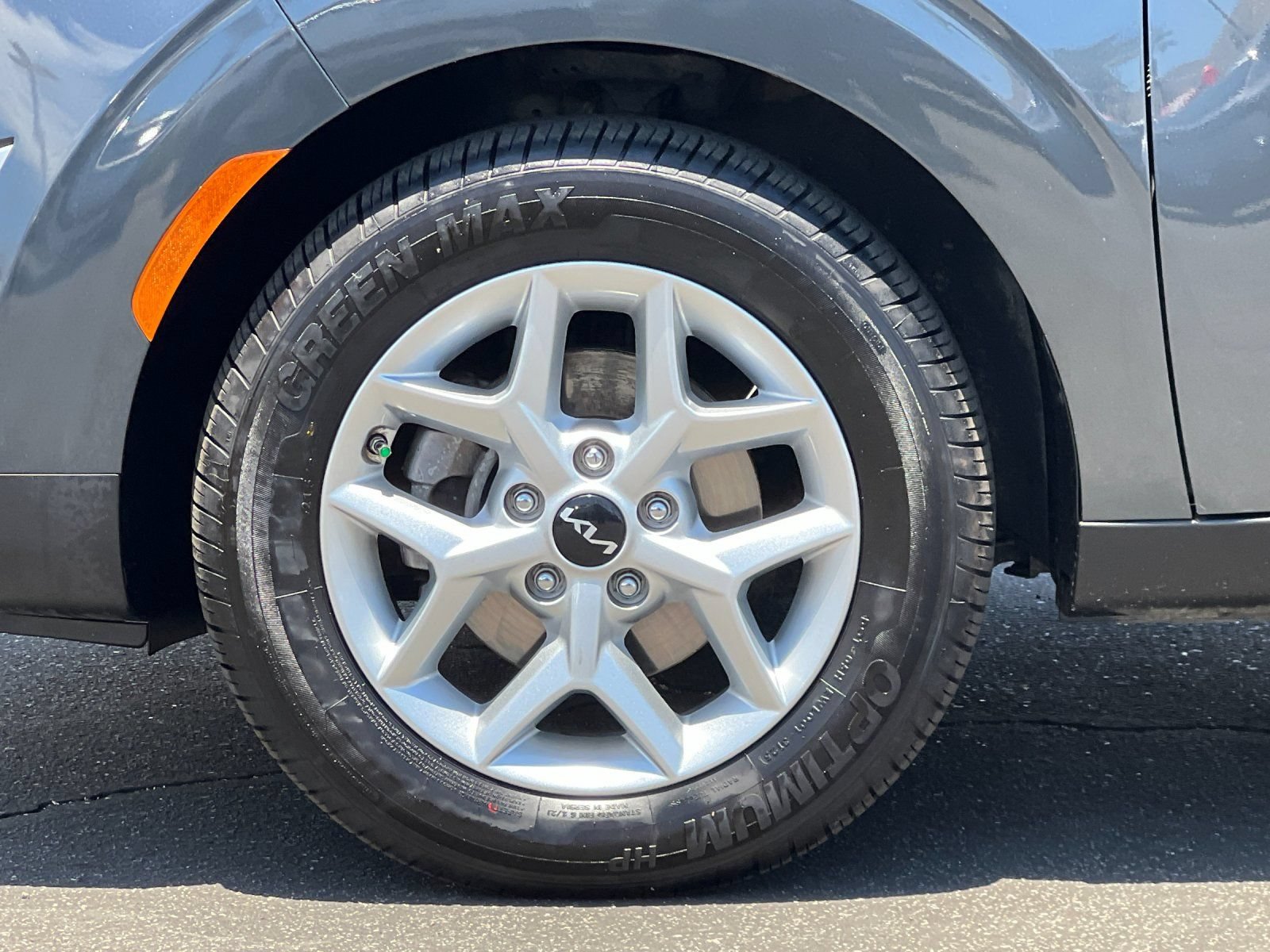 Certified 2023 Kia Soul LX w/ LX Technology Package FWD image 23