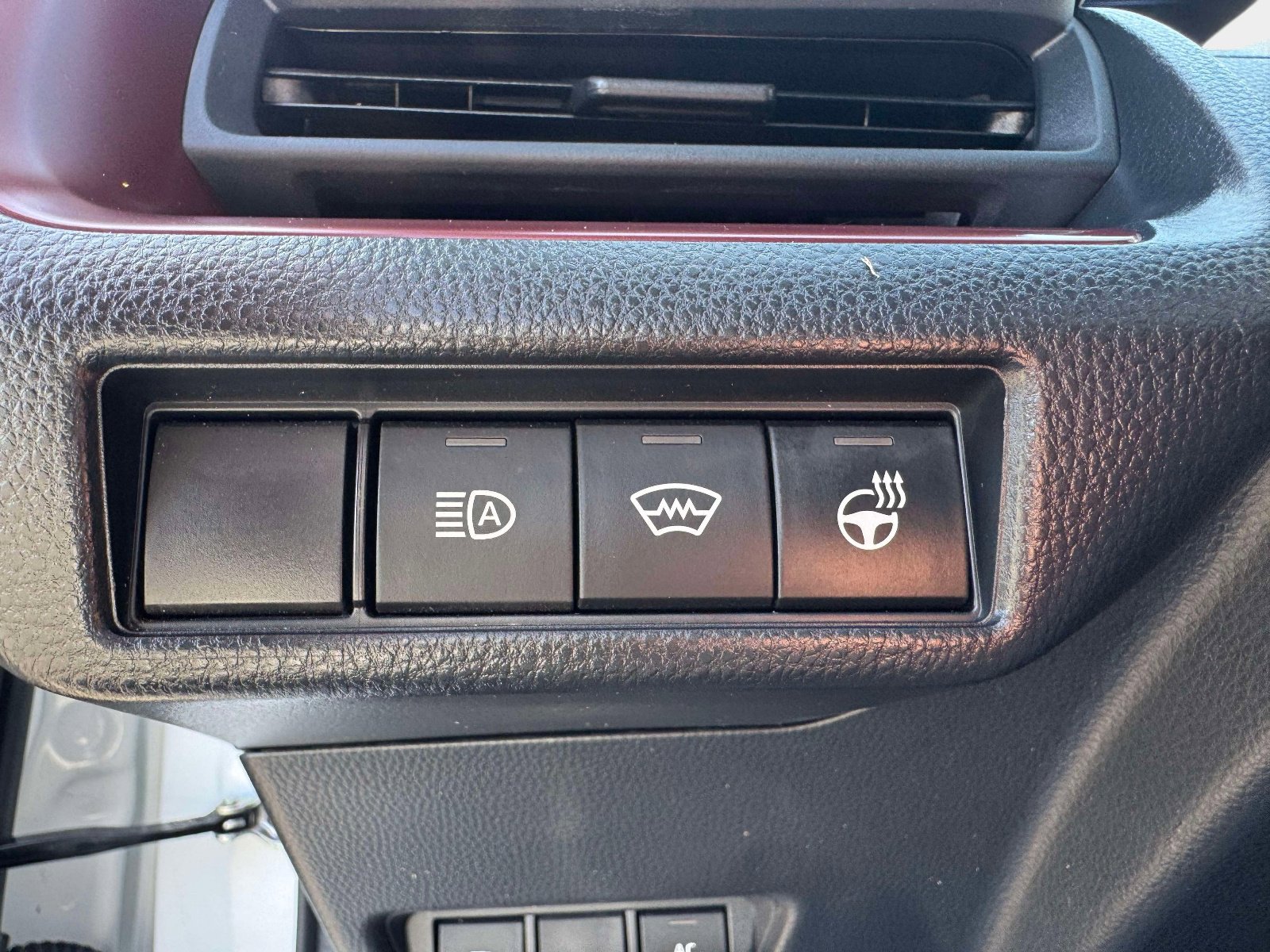 Used 2023 Toyota Prius Prime FWD image 27