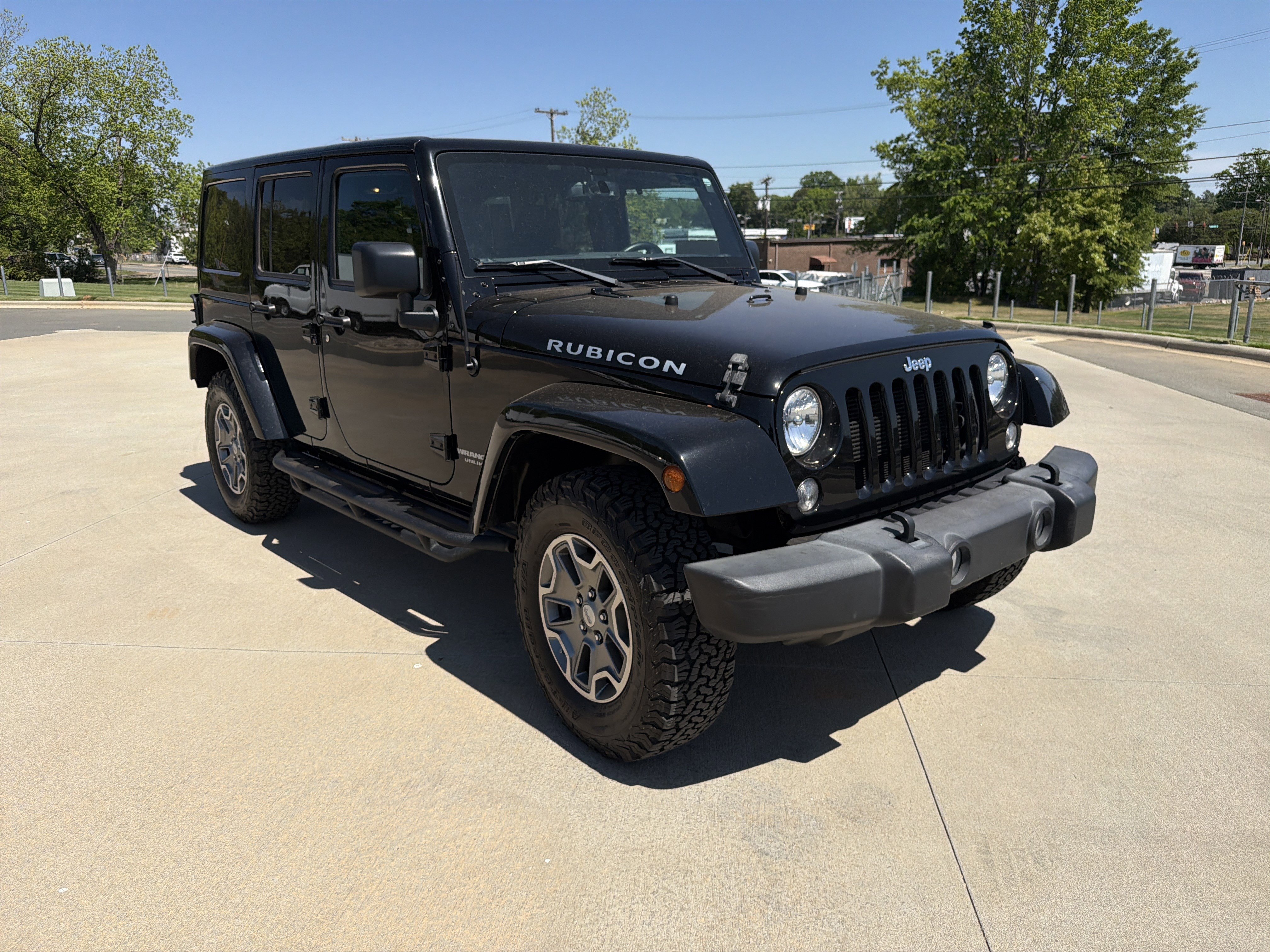 Used 2016 Jeep Wrangler Unlimited Rubicon w/ Connectivity Group image 30