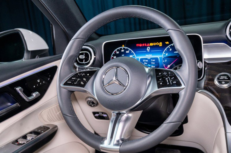 Certified 2026 Mercedes-Benz GLC 300 4MATIC image 15