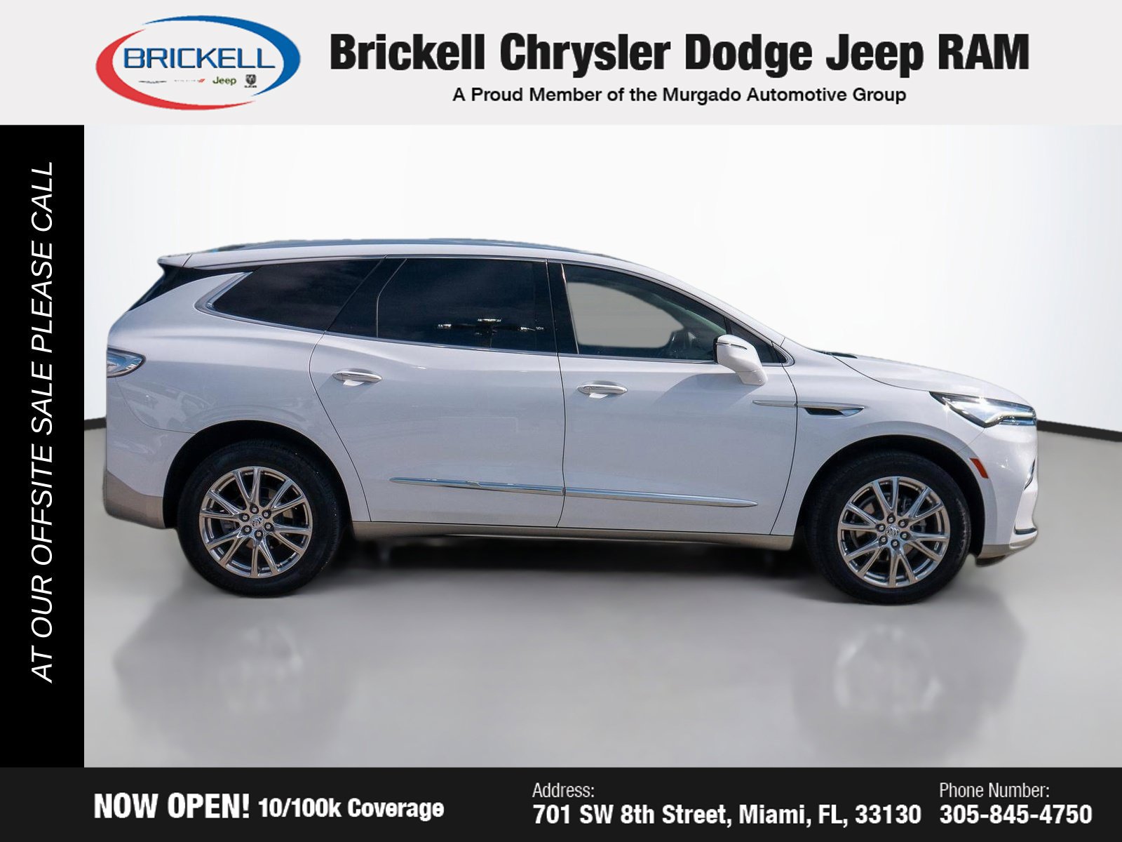 Used 2023 Buick Enclave Essence w/ Experience Buick Package FWD image 4