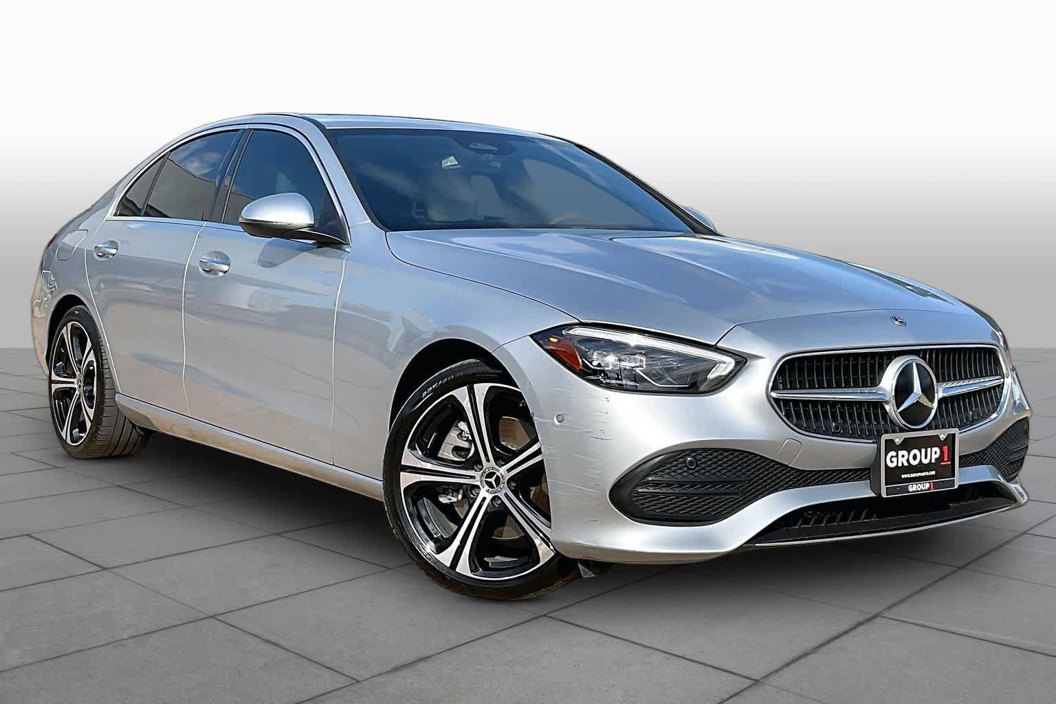 Used 2024 Mercedes-Benz C 300 Sedan image 3
