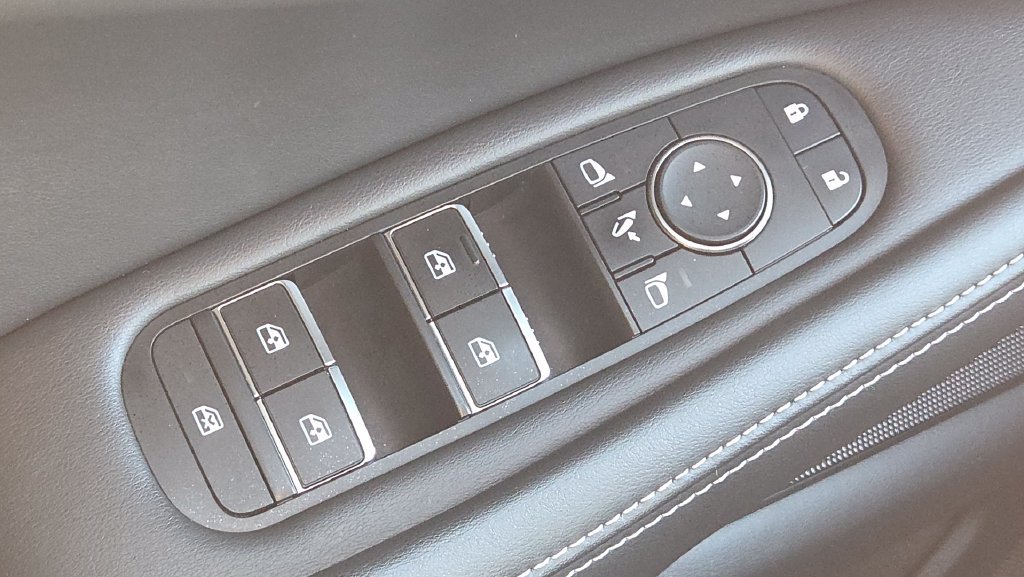 Used 2022 INFINITI QX60 Luxe AWD/4WD image 17
