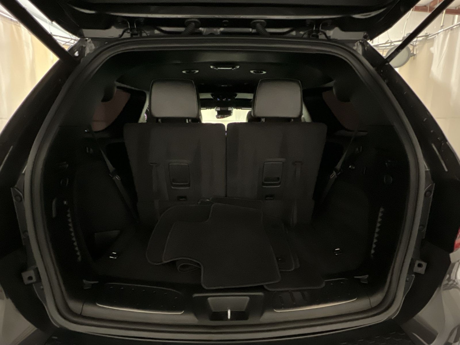 Used 2023 Dodge Durango R/T AWD/4WD image 33