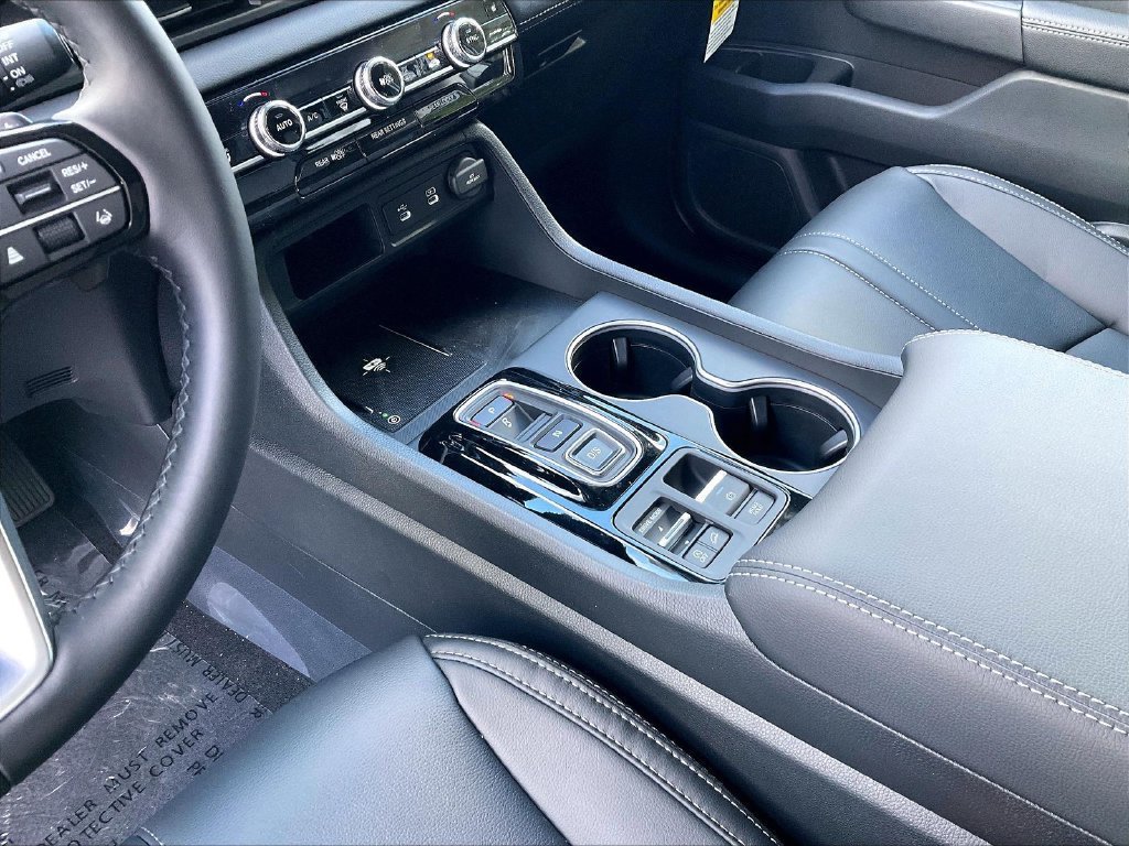 New 2026 Honda Pilot Touring image 14