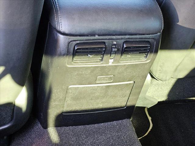 Used 2019 INFINITI Q70 Luxe image 19