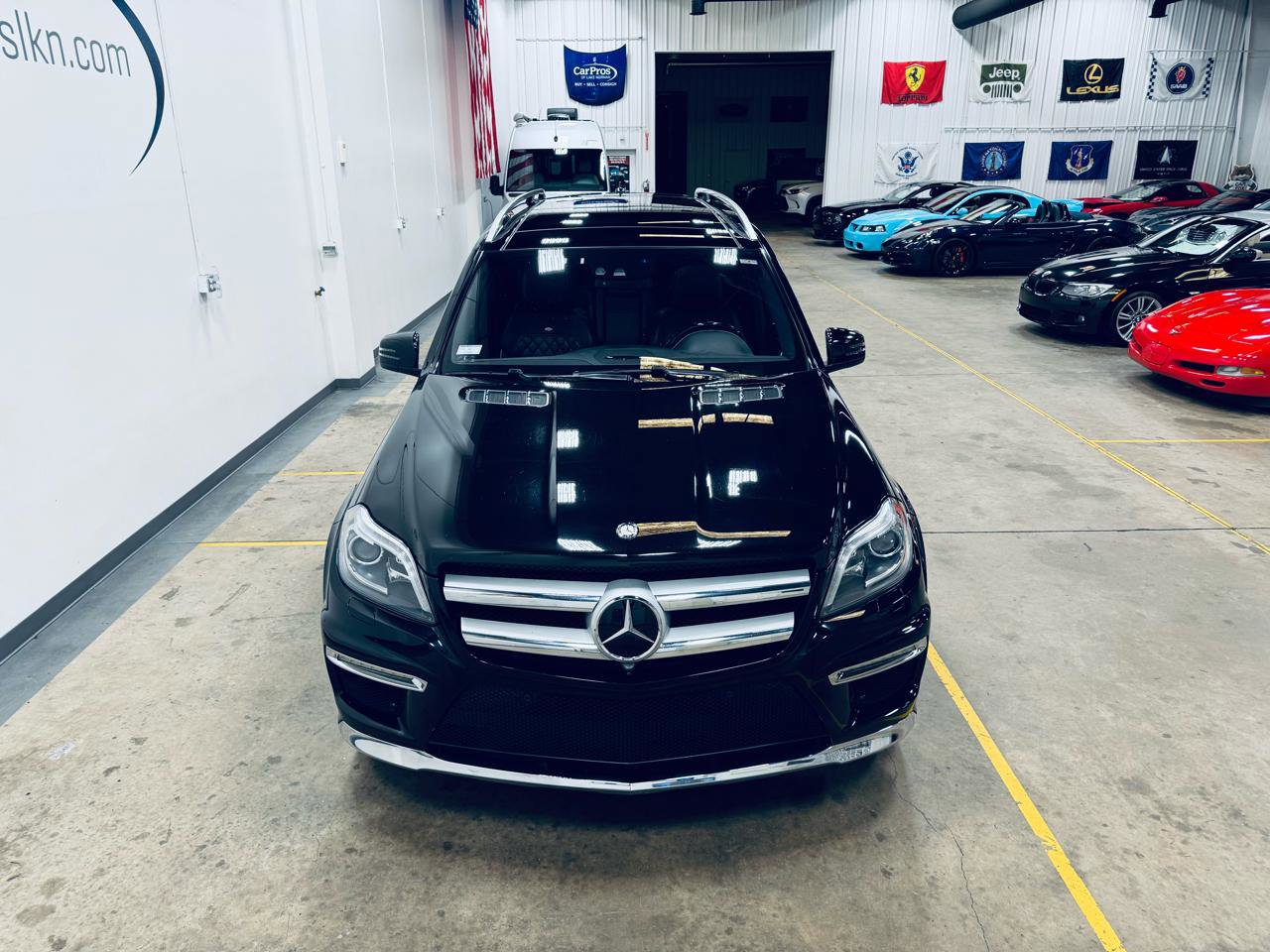 Used 2014 Mercedes-Benz GL 550 4MATIC image 2