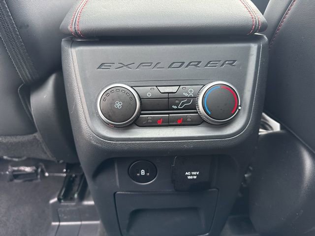 Used 2025 Ford Explorer ST-Line w/ Premium Package image 13