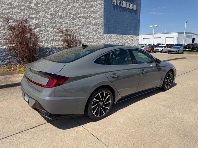 Used 2020 Hyundai Sonata SEL Plus w/ Tech Package image 3