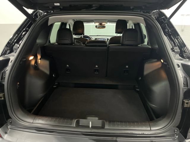 Used 2022 Jeep Cherokee Latitude Lux AWD/4WD image 25