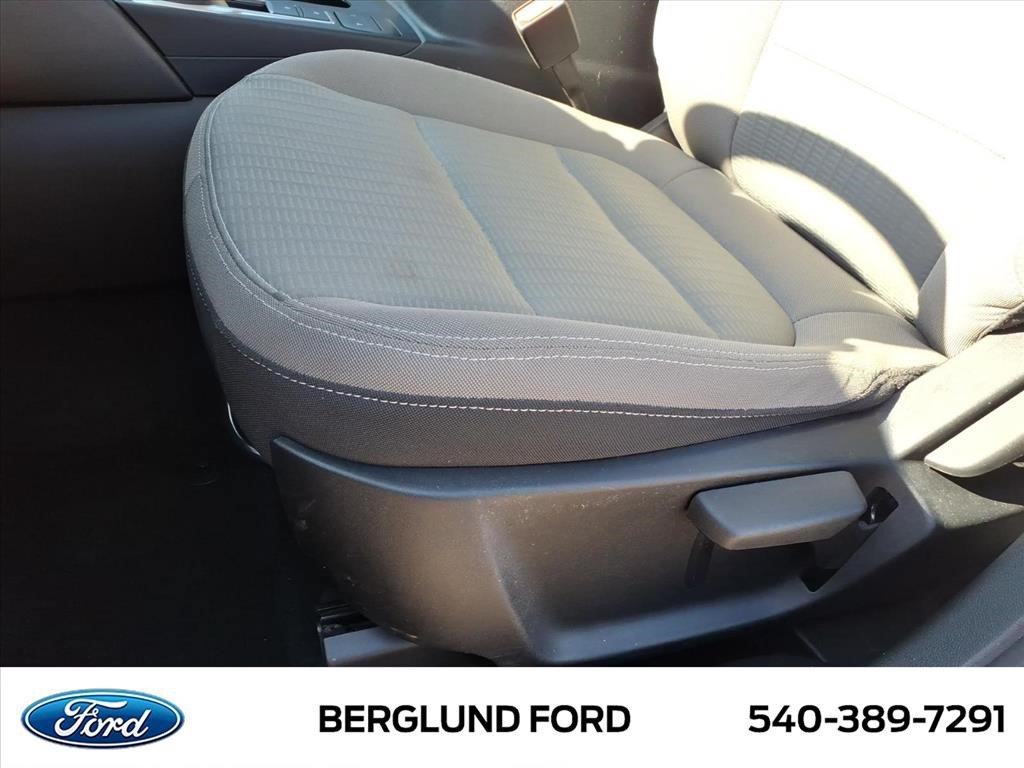 Used 2022 Ford Escape S AWD/4WD image 16
