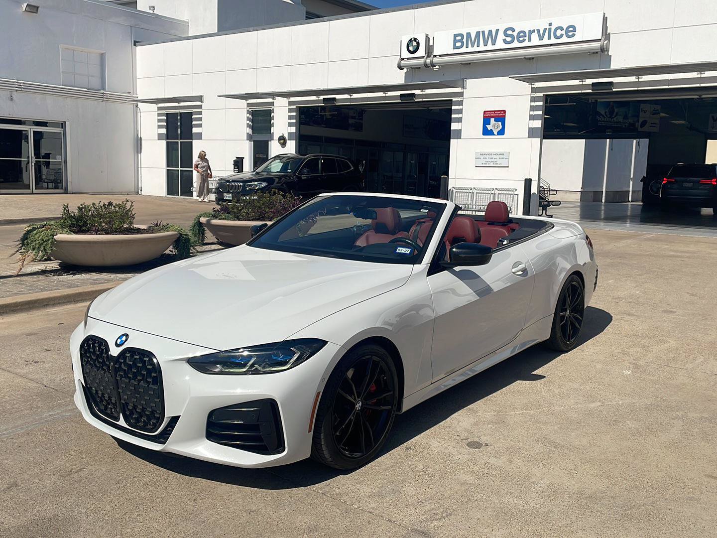 Used 2022 BMW M440i Convertible w/ Premium Package RWD image 1