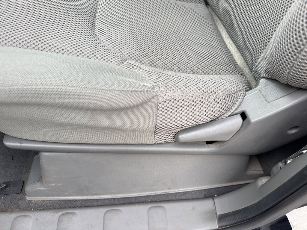 Used 2019 Nissan Frontier SV image 16