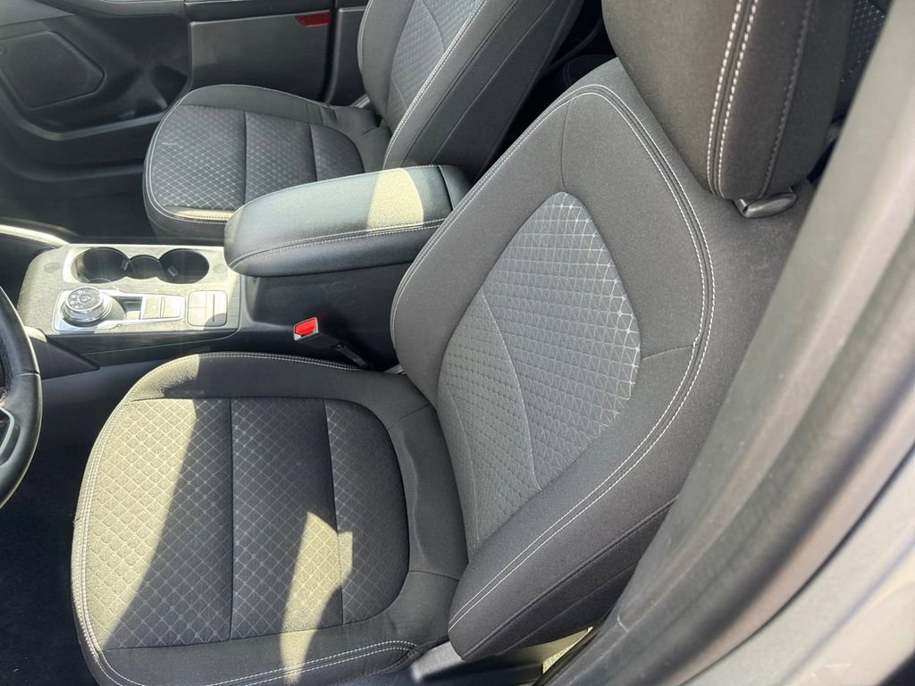 Used 2024 Ford Escape Active image 8
