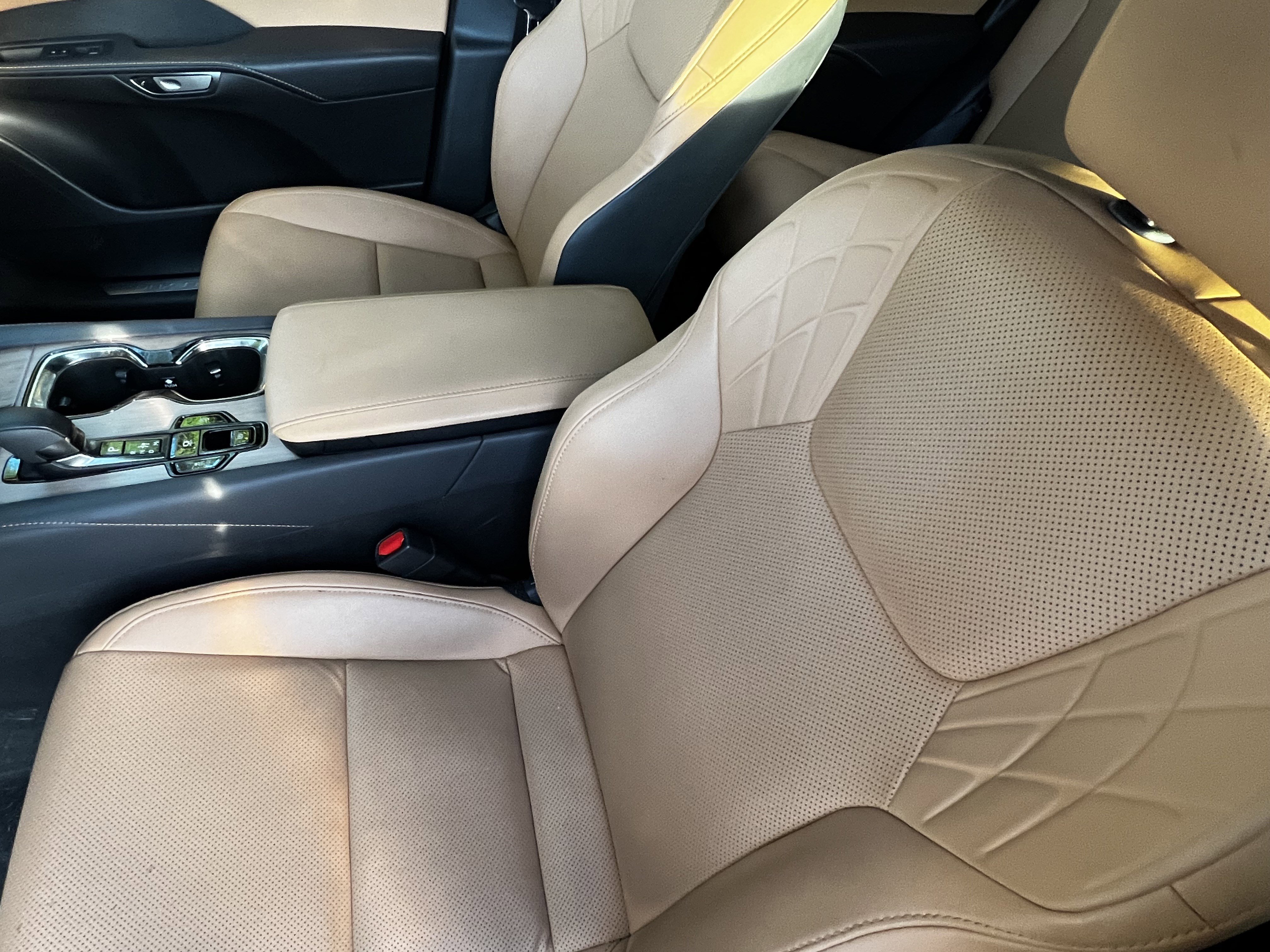 Used 2024 Lexus RX 350 Premium w/ Accessory Package (Z1) FWD image 15
