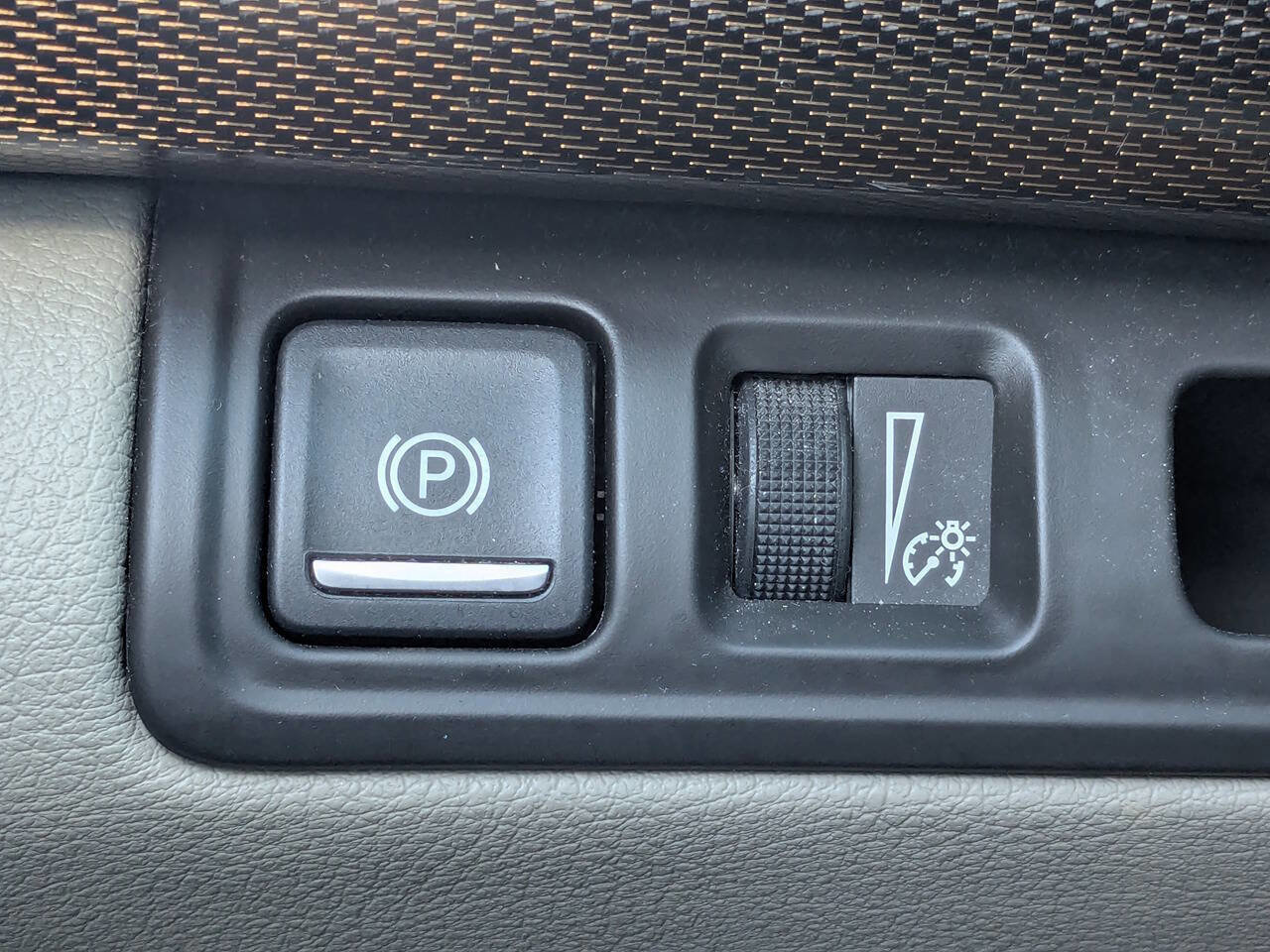 Used 2018 Cadillac CT6 Luxury w/ Active Chassis Package image 34