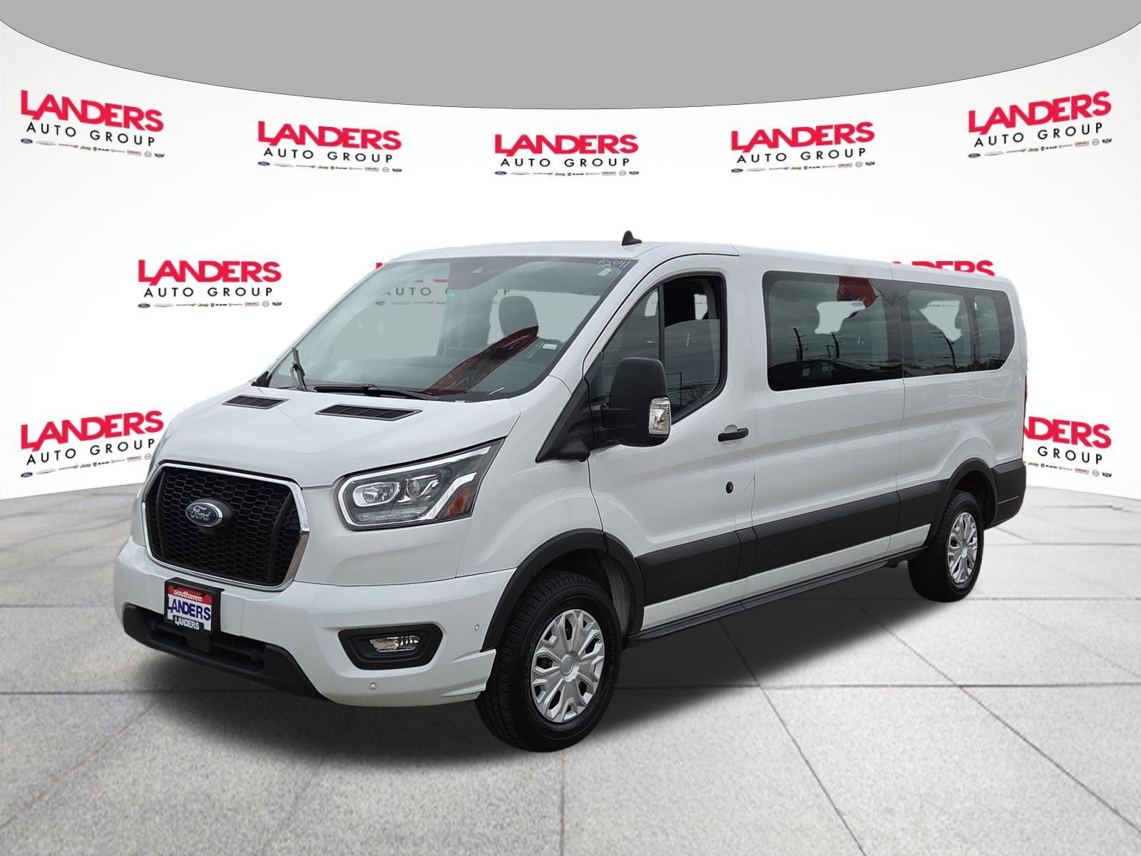 Used 2023 Ford Transit 350 XLT image 7
