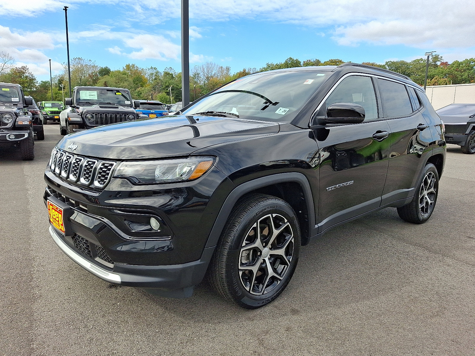 Certified 2024 Jeep Compass Limited image 3