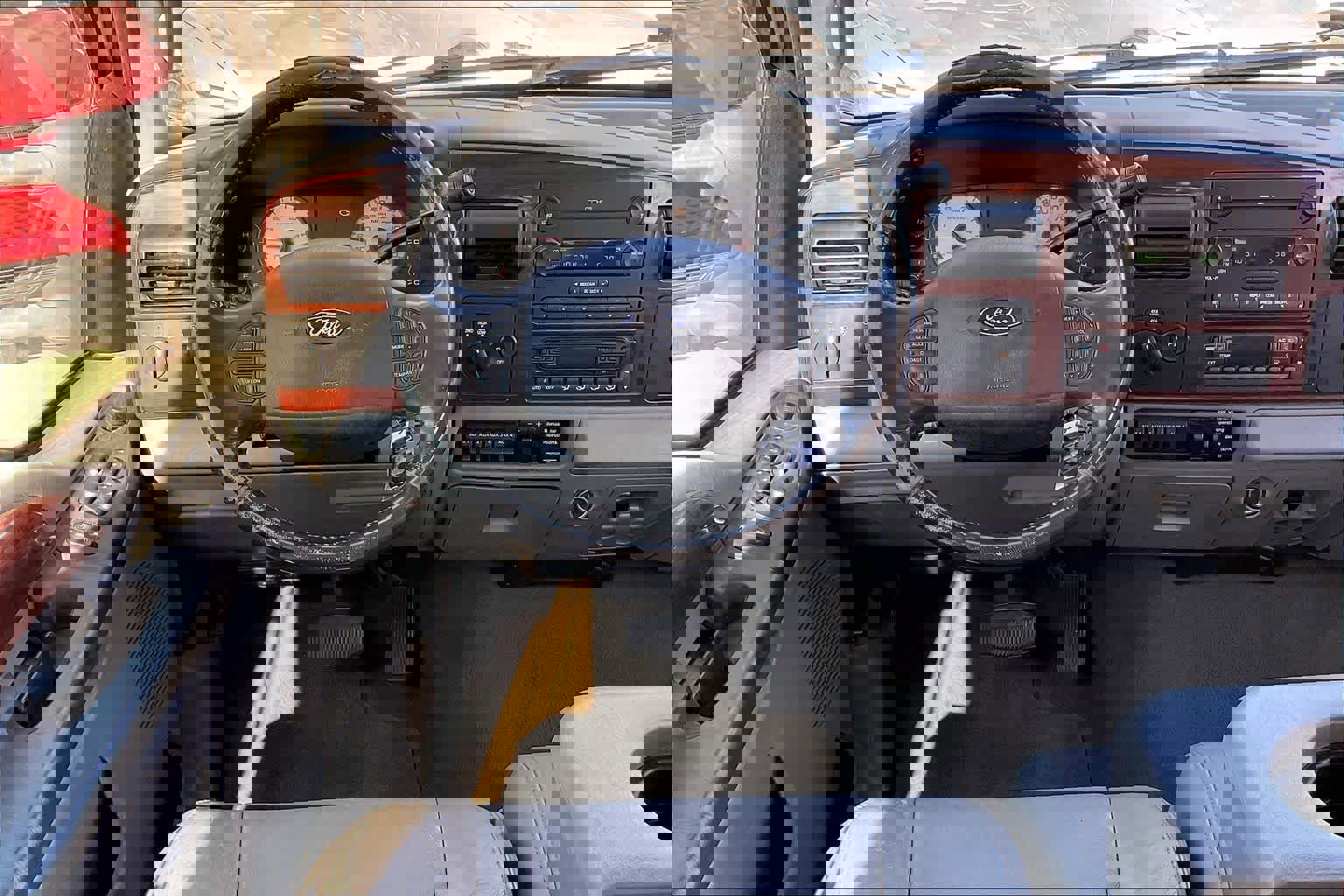 Used 2006 Ford F350 Lariat image 7