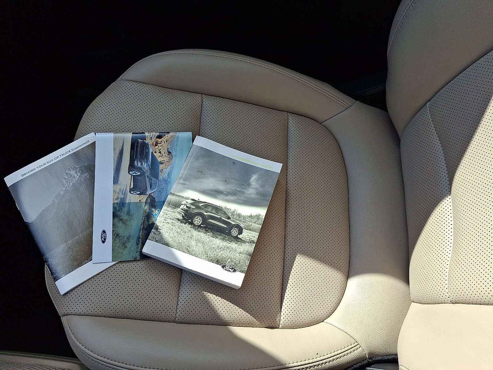 Used 2022 Ford Escape SEL image 26