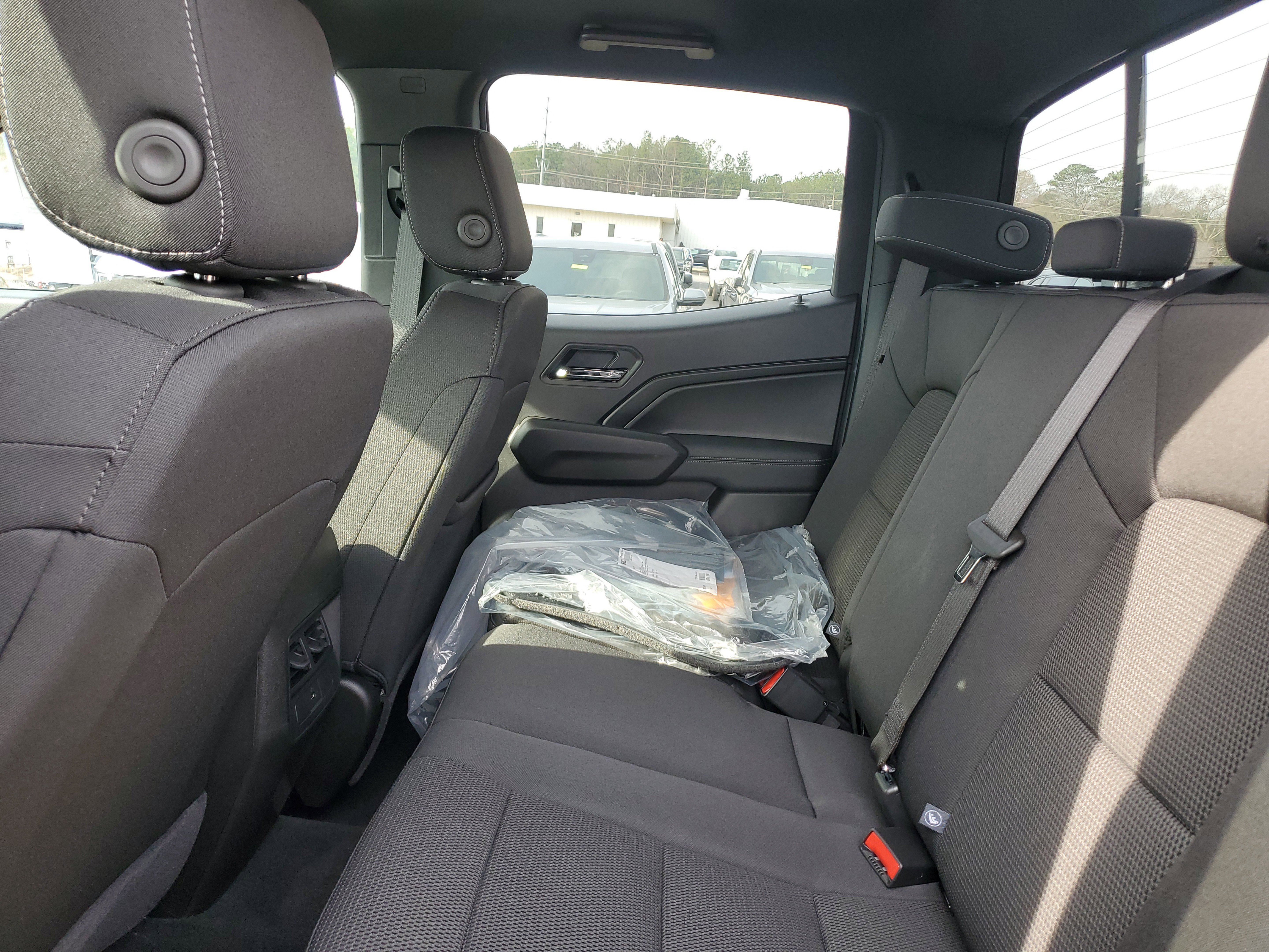 New 2025 GMC Canyon Elevation image 10