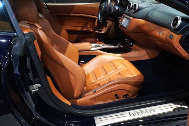 Used 2012 Ferrari California RWD image 37