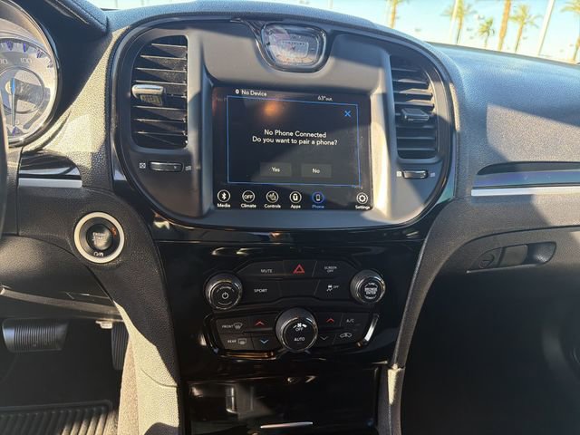 Used 2020 Chrysler 300 S RWD image 19
