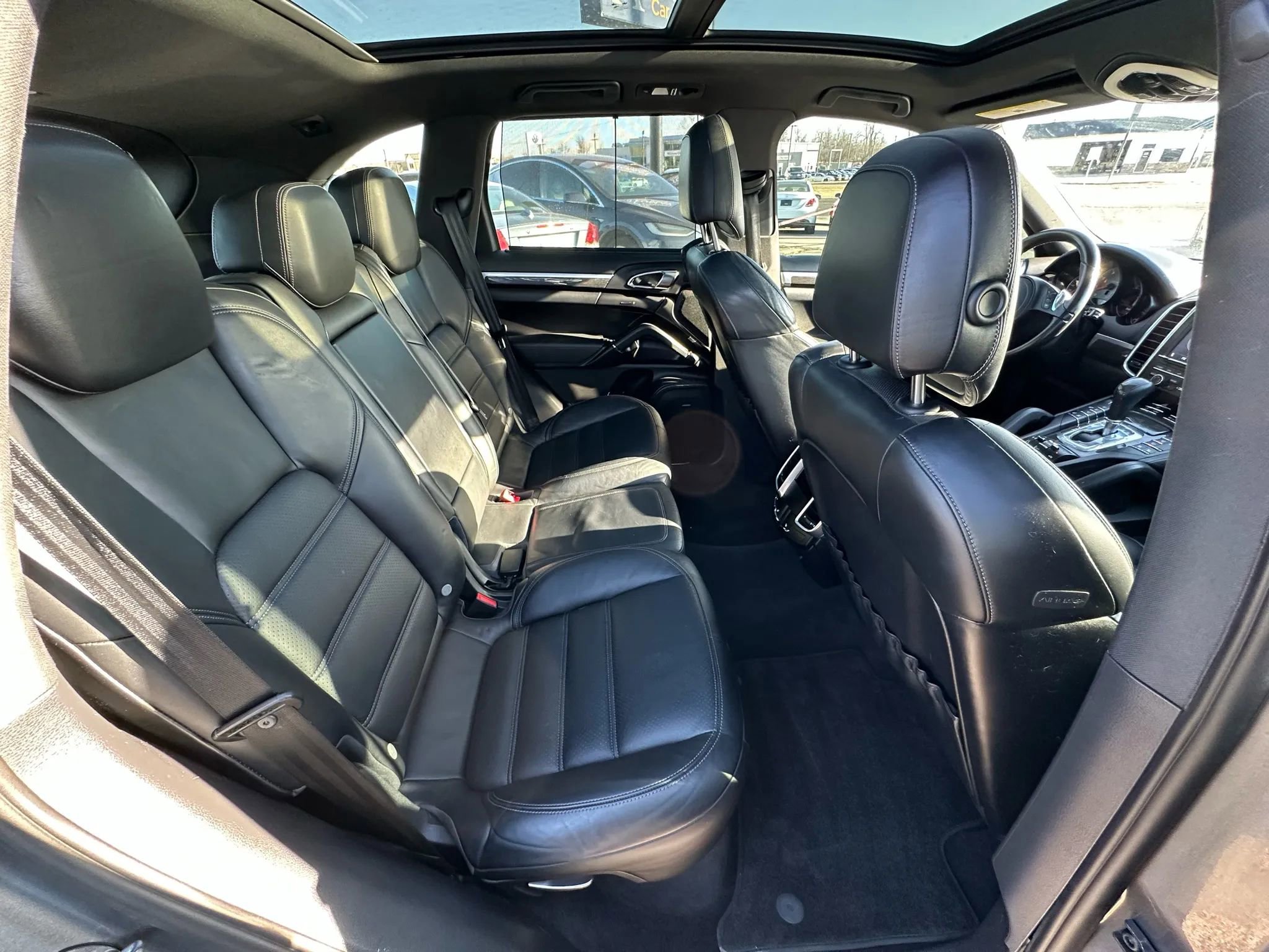 Used 2011 Porsche Cayenne S AWD/4WD image 14