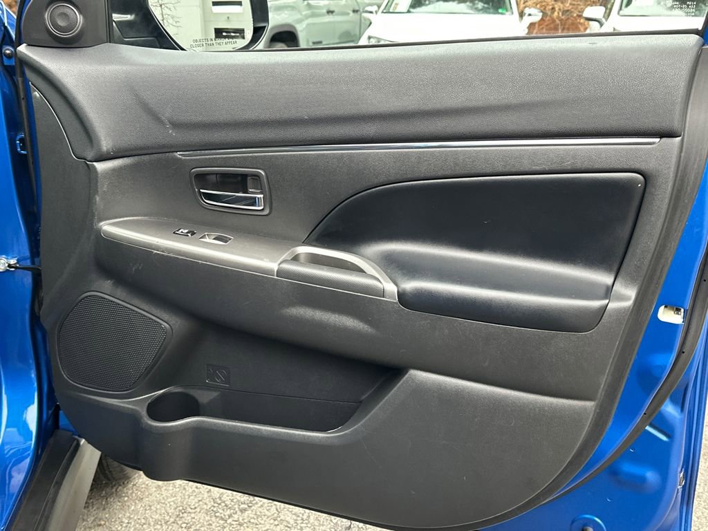 Used 2018 Mitsubishi Outlander Sport SE image 16