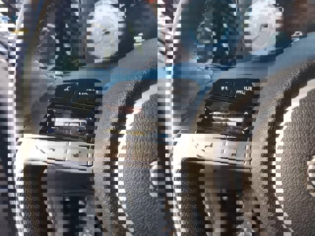 Used 2025 Hyundai Elantra SEL image 28