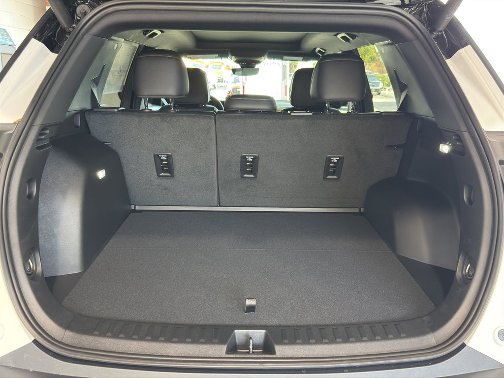 New 2026 Chevrolet Equinox LT w/ Convenience Package II image 7