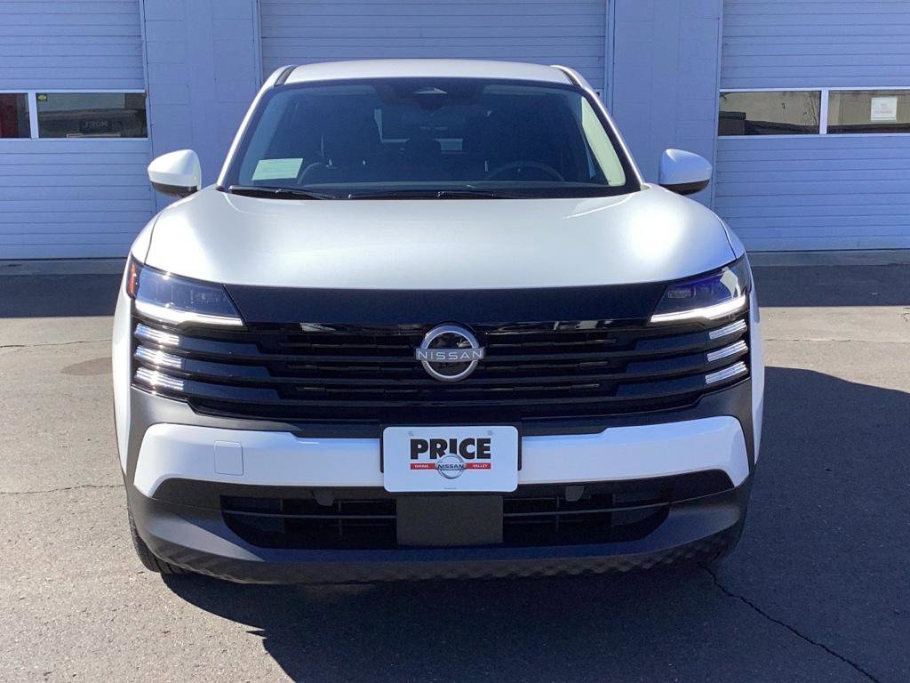 New 2025 Nissan Kicks SV w/ Charging Package image 8