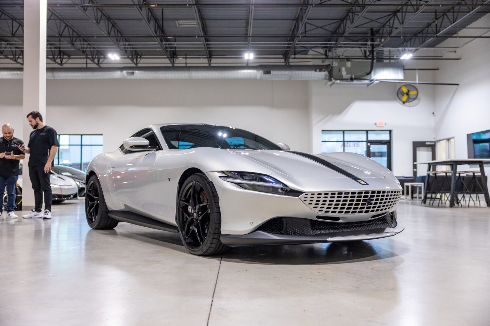 Used 2024 Ferrari Roma image 3