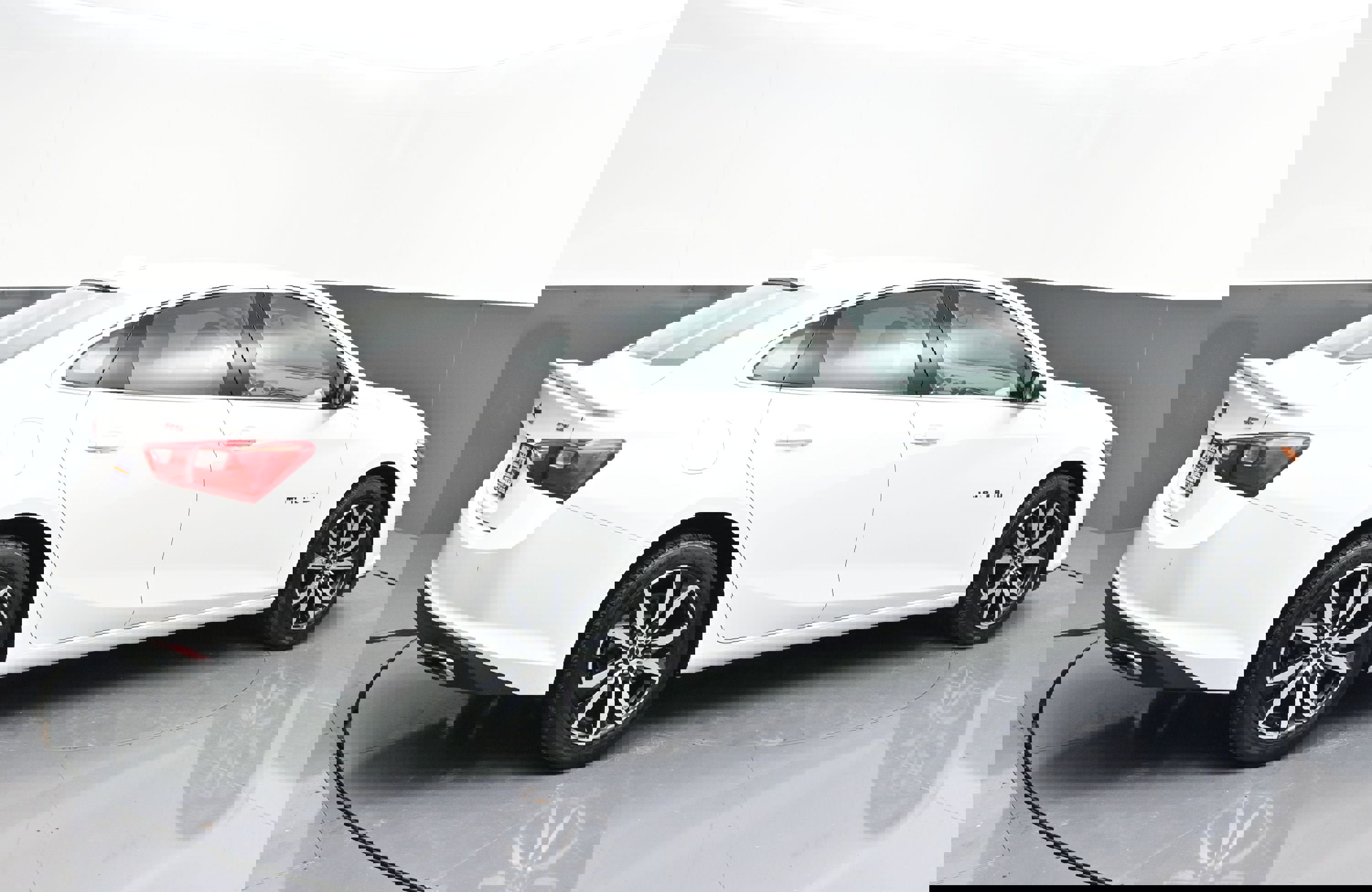 Used 2024 Chevrolet Malibu RS image 7