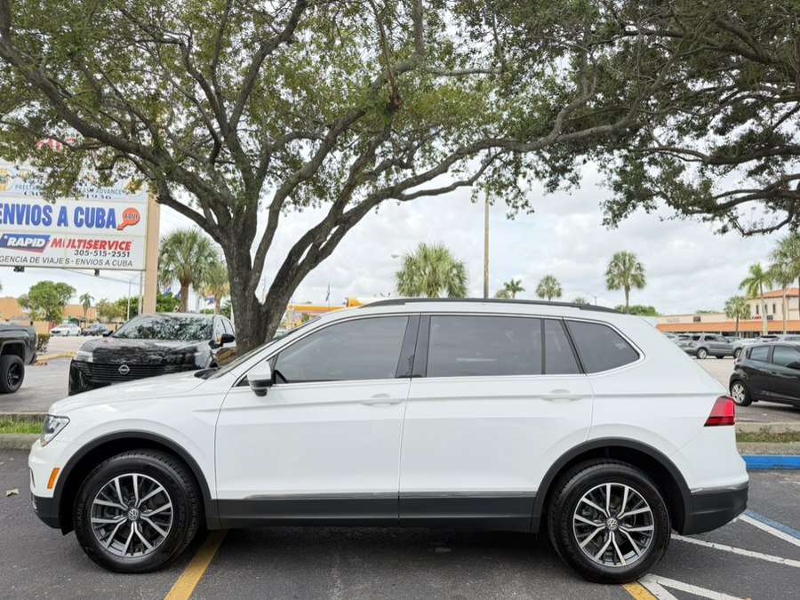Used 2020 Volkswagen Tiguan SE FWD image 2