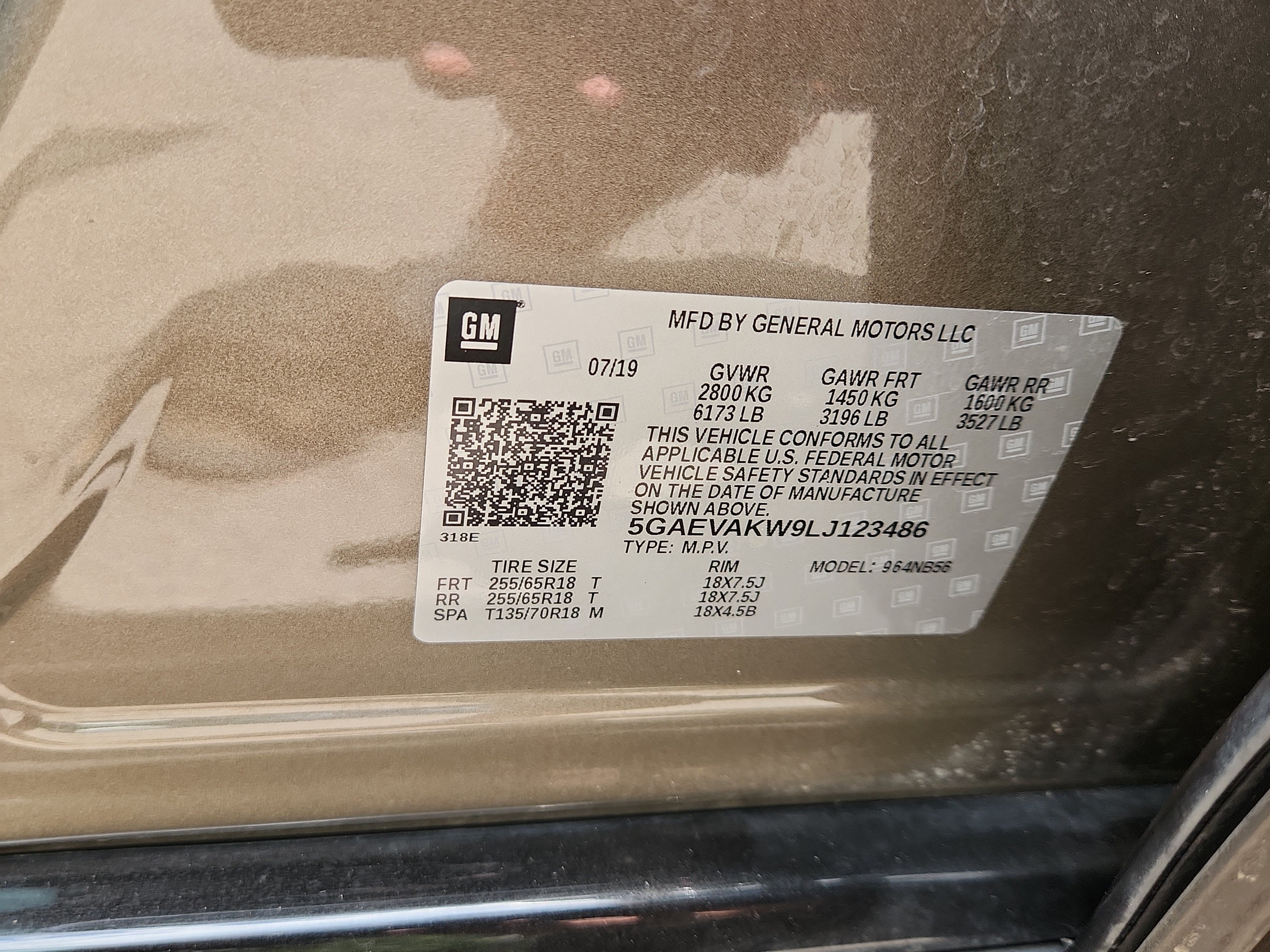 Used 2020 Buick Enclave Essence w/ LPO, Floor Liner Package AWD/4WD image 18
