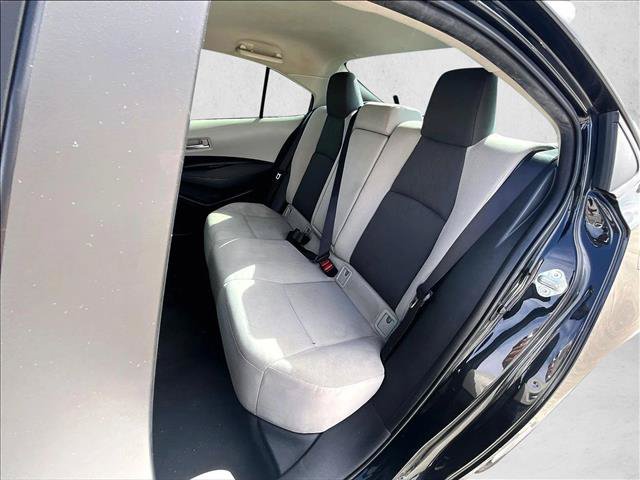 Used 2020 Toyota Corolla LE FWD image 29