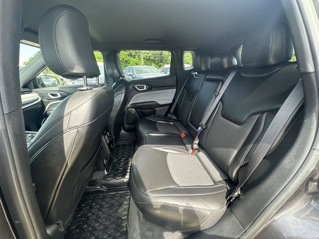 Used 2023 Jeep Compass Latitude w/ Convenience Group AWD/4WD image 27