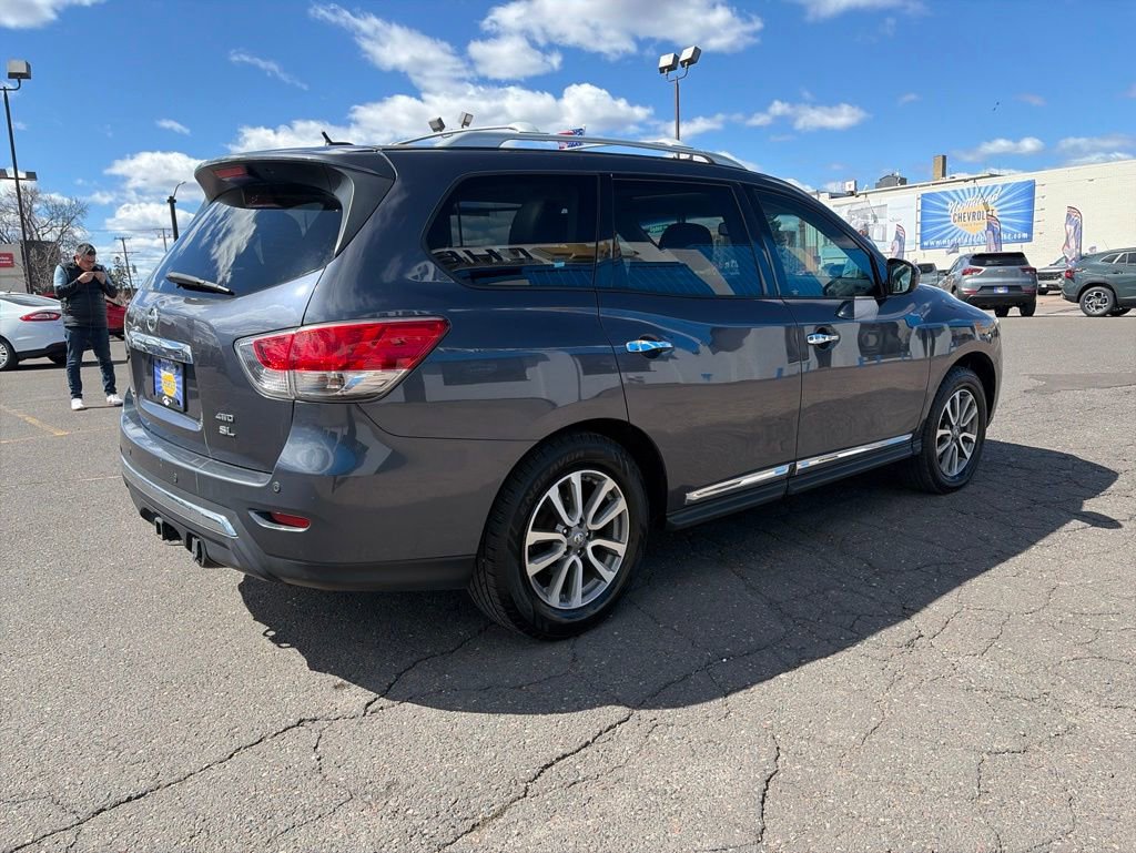 Used 2014 Nissan Pathfinder SL w/ SL Premium Package AWD/4WD image 5