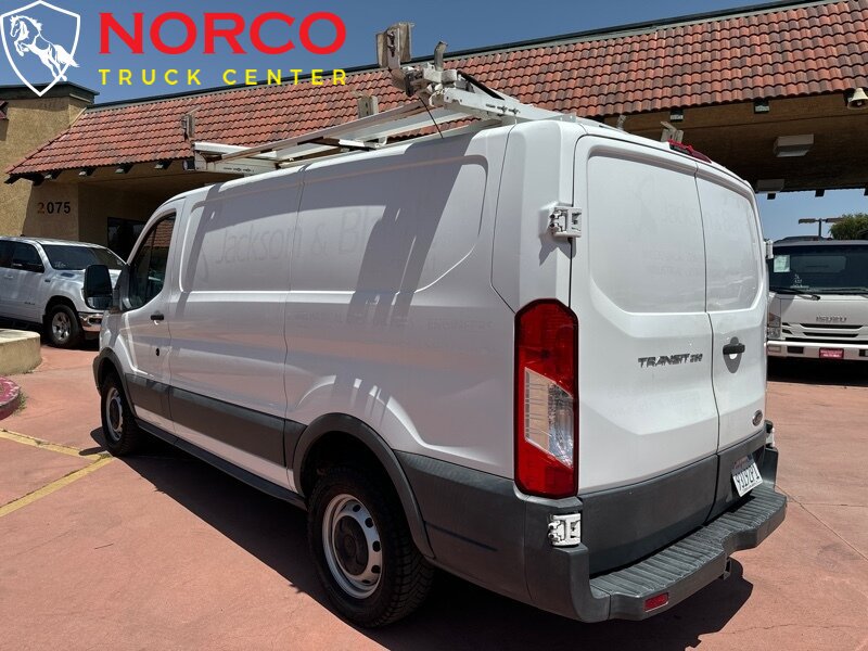 Used 2015 Ford Transit 250 130 Low Roof RWD image 7