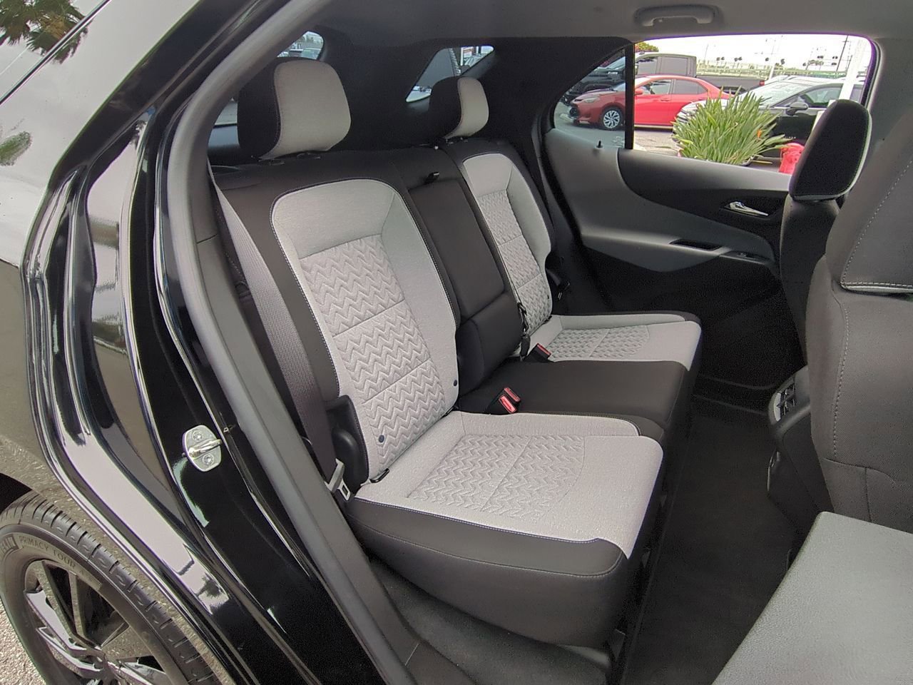 Certified 2024 Chevrolet Equinox LS w/ Midnight Edition image 25