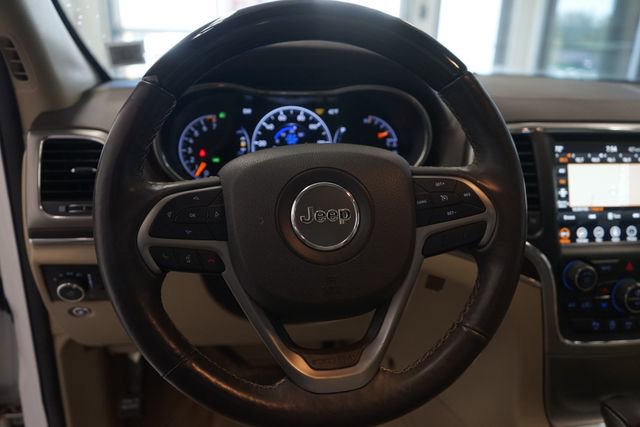 Used 2018 Jeep Grand Cherokee Overland AWD/4WD image 22