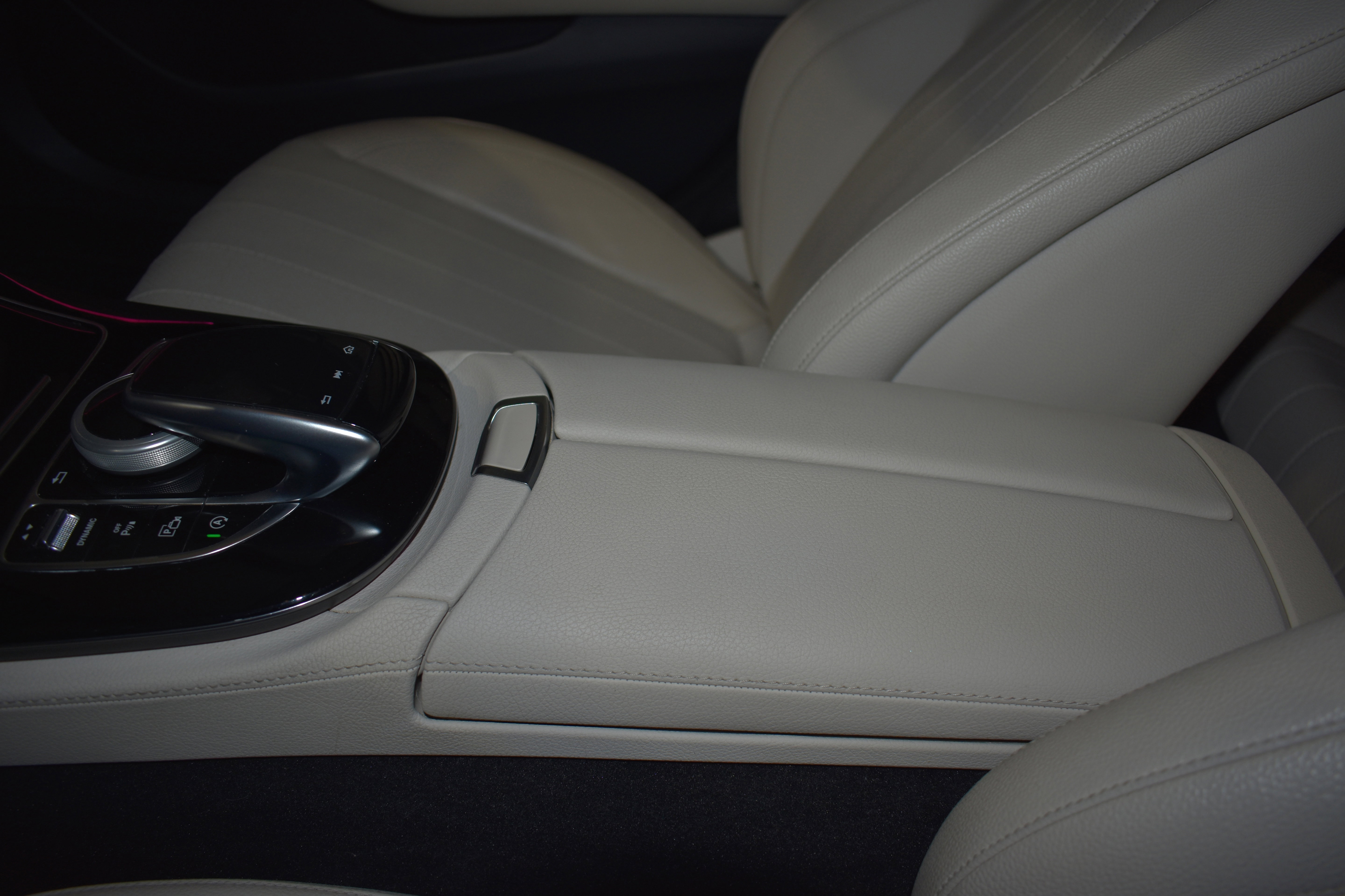 Used 2017 Mercedes-Benz E 400 4MATIC Wagon image 22