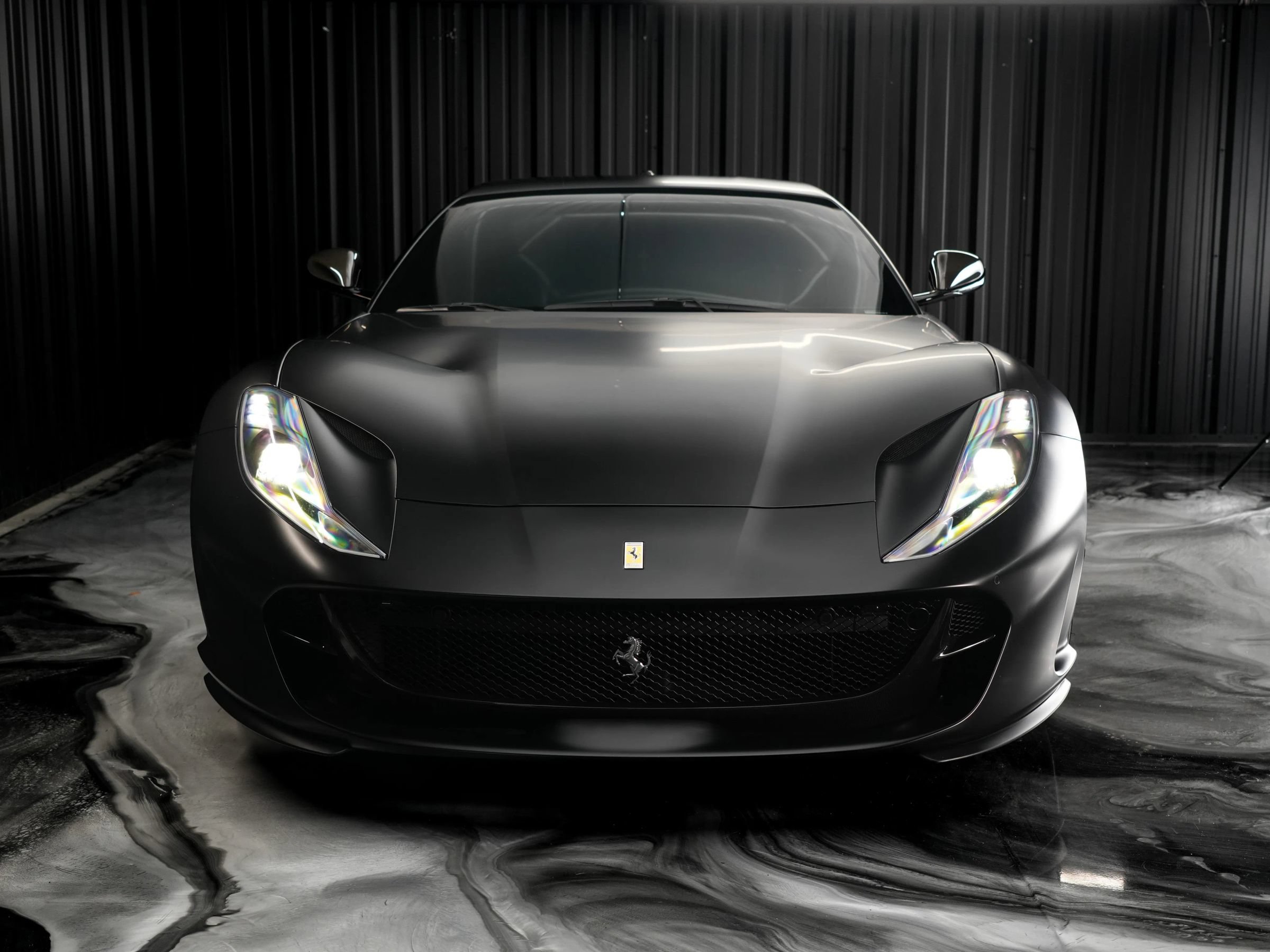 Used 2019 Ferrari 812 Superfast RWD image 5